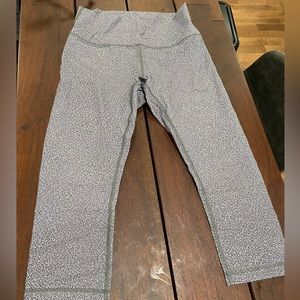 Lululemon Grey Capris Leggings